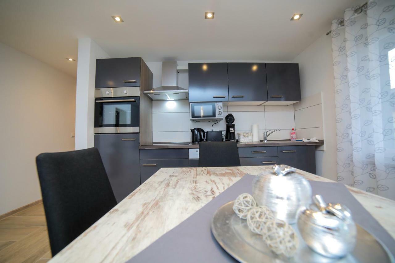 Apartment Claudia Sinsheim Ngoại thất bức ảnh