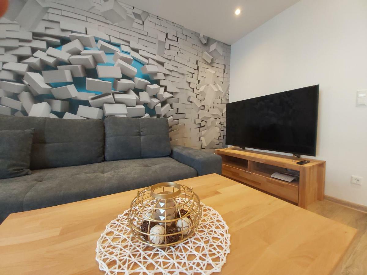 Apartment Claudia Sinsheim Ngoại thất bức ảnh