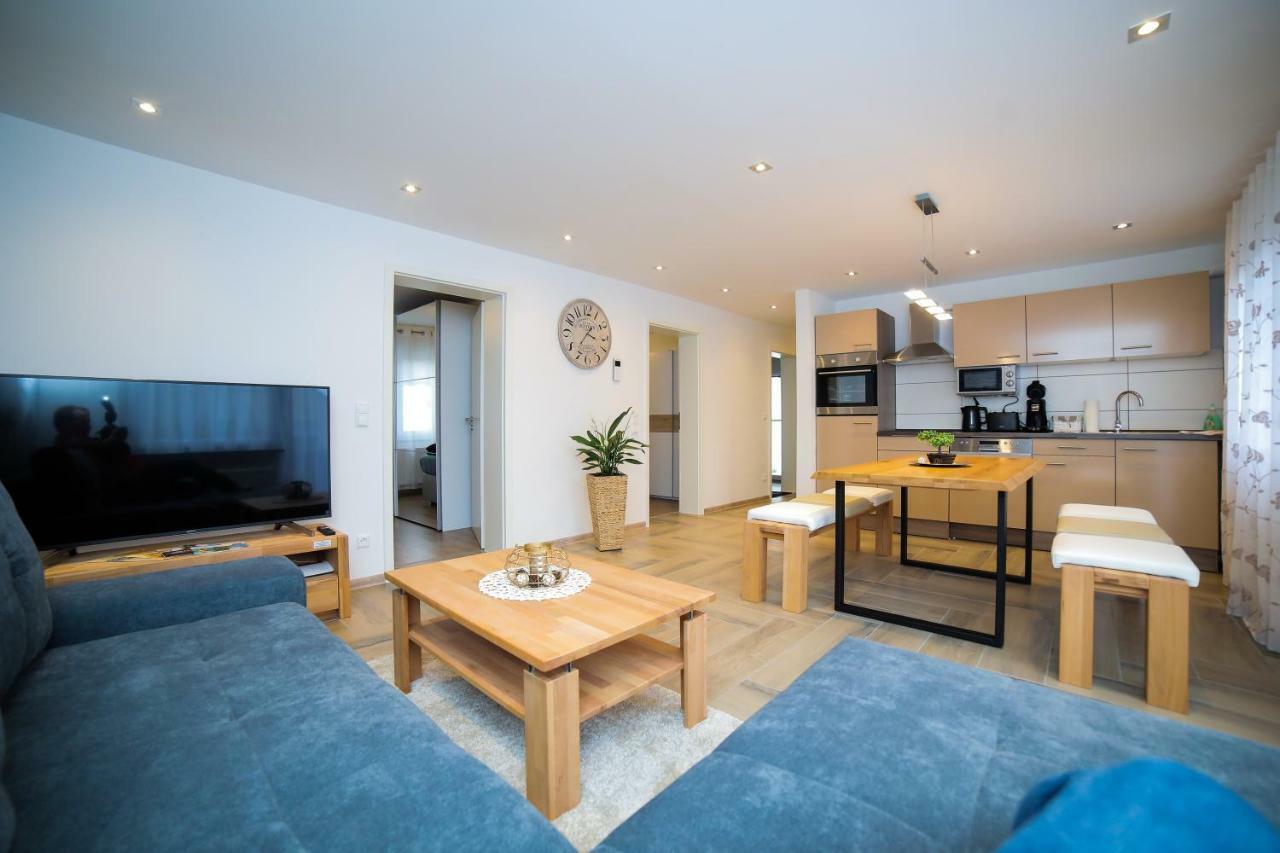 Apartment Claudia Sinsheim Ngoại thất bức ảnh