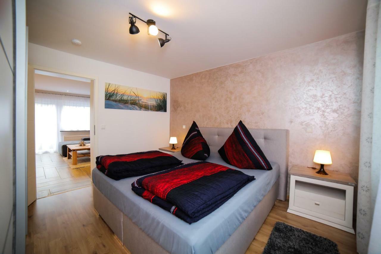Apartment Claudia Sinsheim Ngoại thất bức ảnh