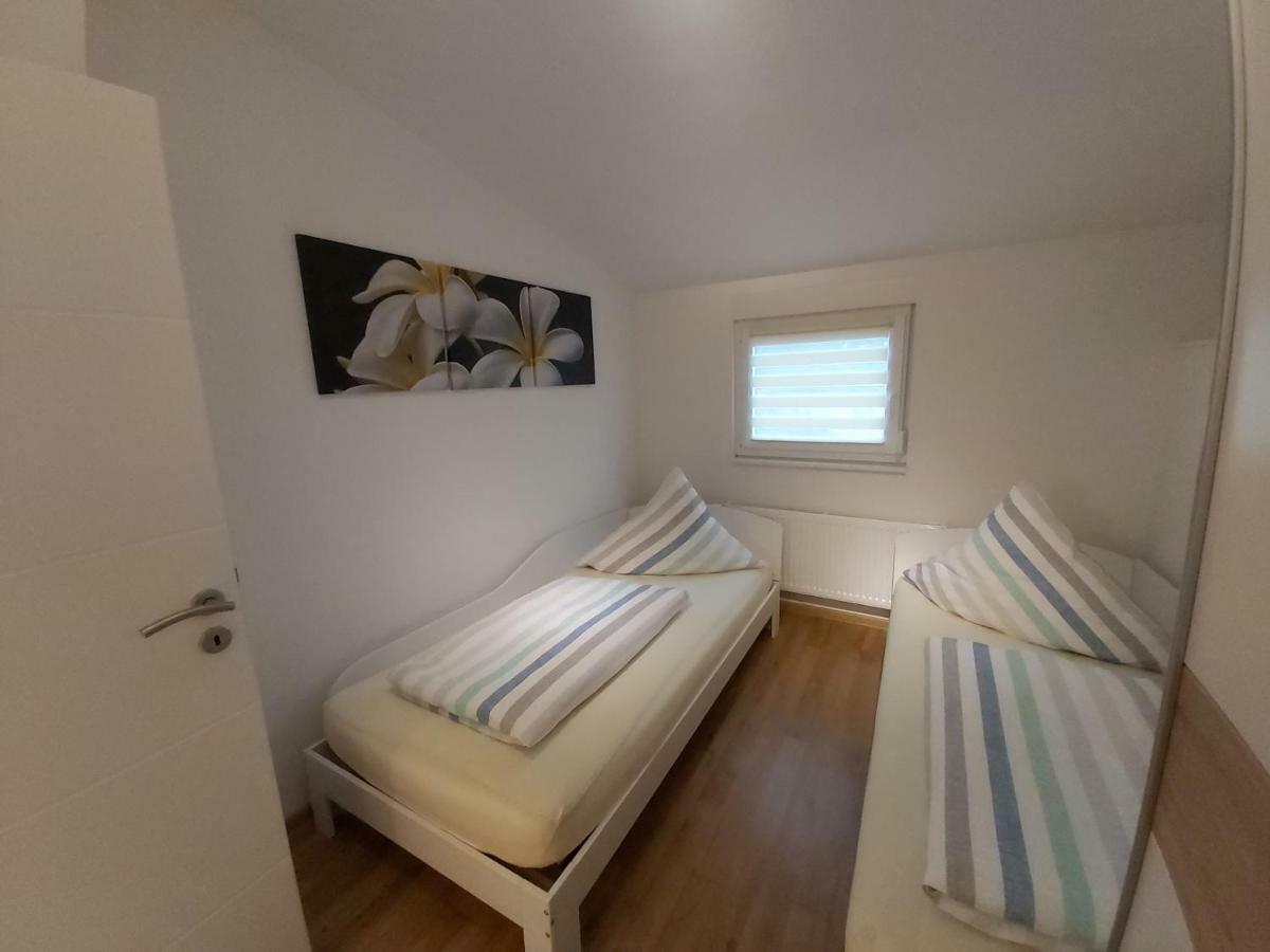 Apartment Claudia Sinsheim Ngoại thất bức ảnh