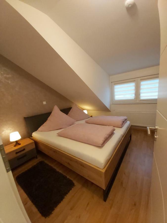 Apartment Claudia Sinsheim Ngoại thất bức ảnh