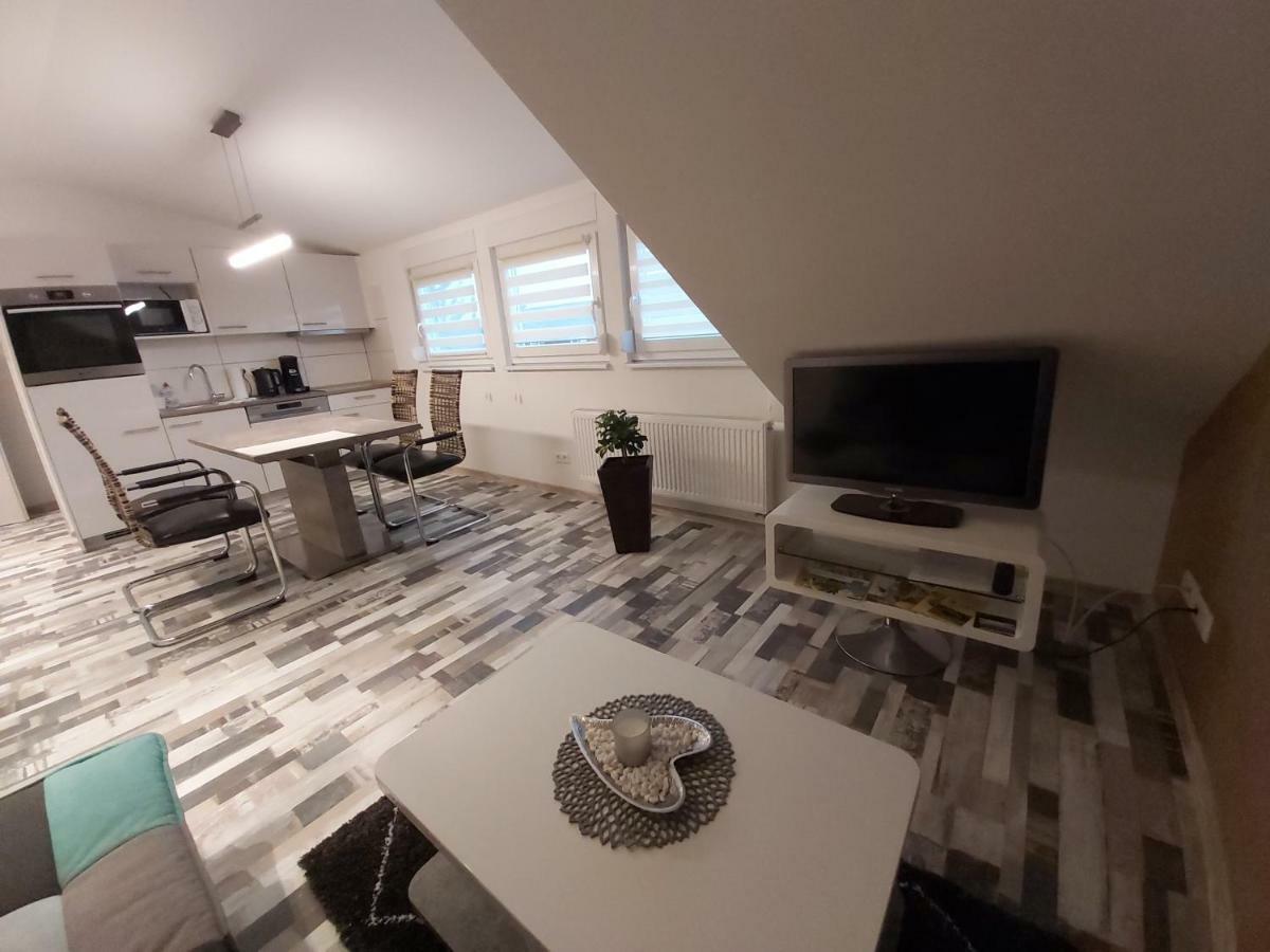Apartment Claudia Sinsheim Ngoại thất bức ảnh
