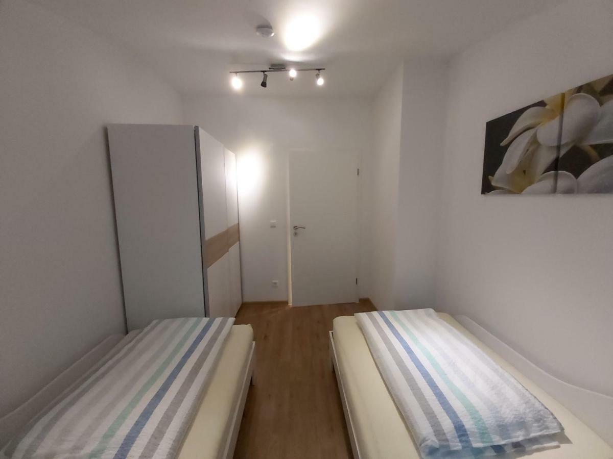 Apartment Claudia Sinsheim Ngoại thất bức ảnh